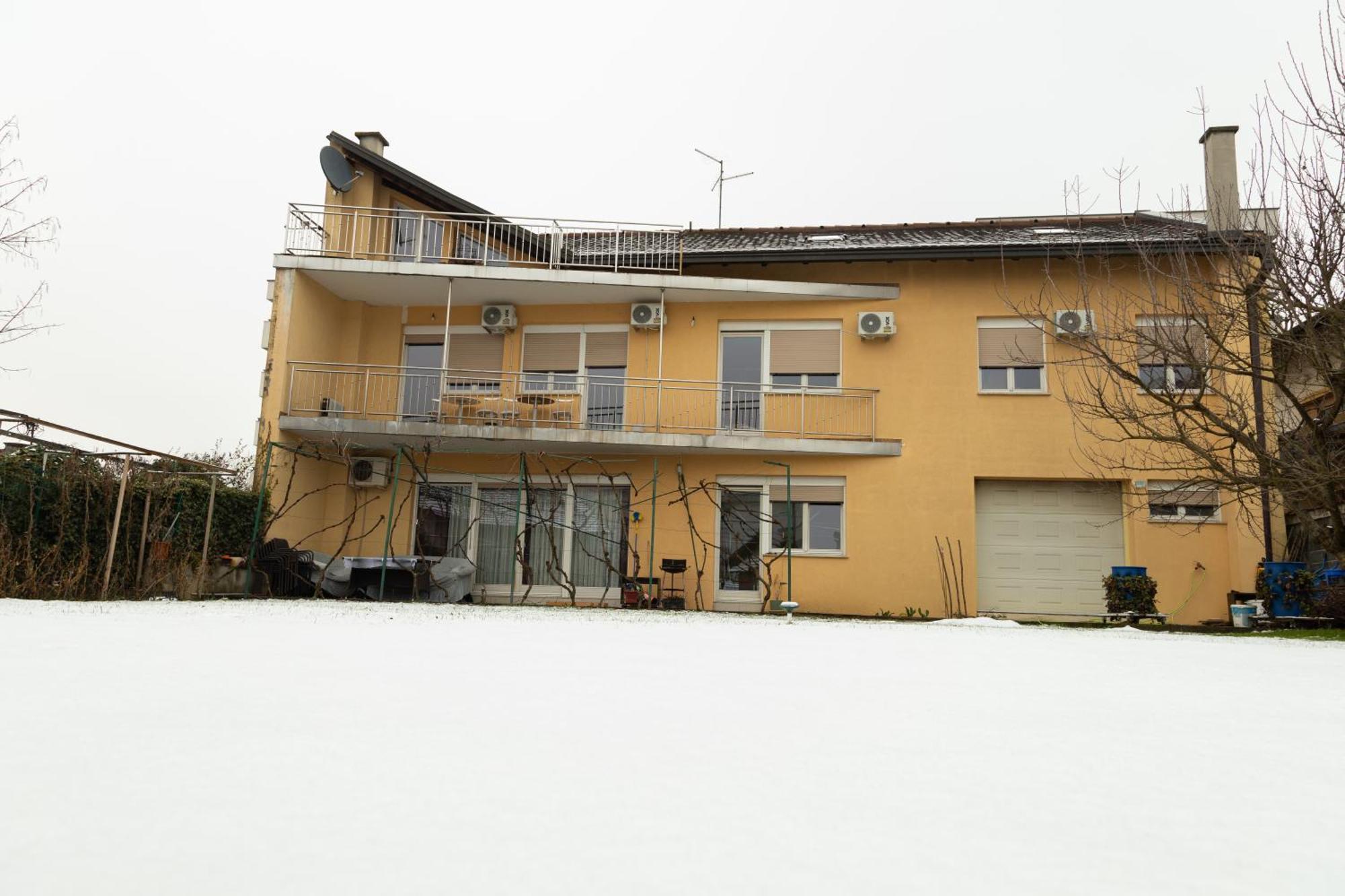 Bolek Mansion Apartment Banja Luka Exterior foto